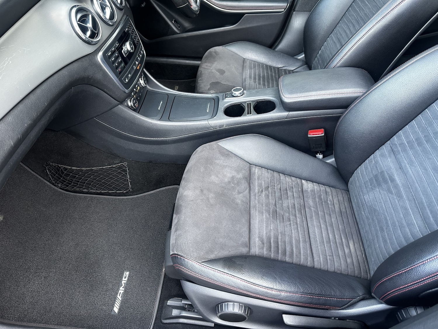 Used Mercedes-Benz GLA 2015 for sale - 77977148: Photo 7