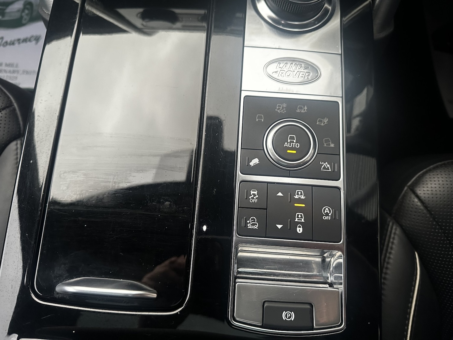 Used Land Rover Discovery 2018 for sale - 76982795: Photo 16