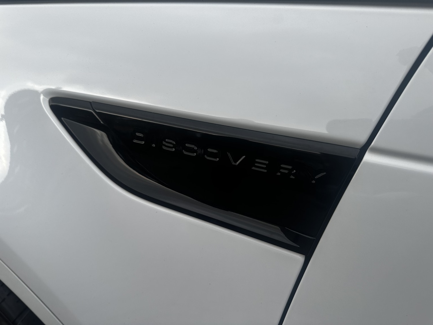 Used Land Rover Discovery 2018 for sale - 76982795: Photo 18