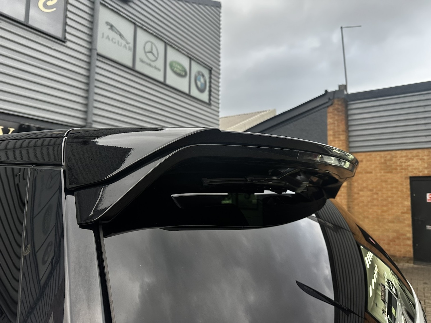 Used Land Rover Discovery 2018 for sale - 76982795: Photo 24