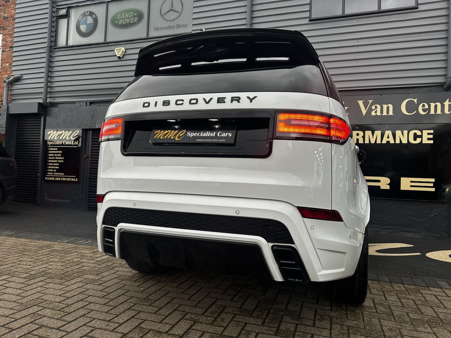 Used Land Rover Discovery 2018 for sale - 76982795: Photo 42