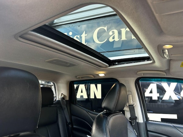 Used Nissan Navara 2018 for sale - 75779326: Photo 12