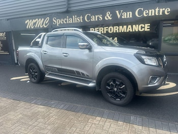 Nissan - Navara
