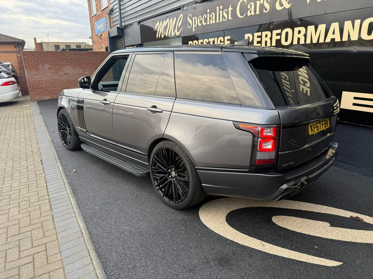 Used Land Rover Range Rover 2017 for sale - 77921341: Photo 6