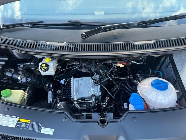 Used Volkswagen Transporter 2018 for sale - 75079580: Photo 37