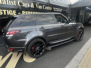 Used Land Rover Range Rover Sport 2015 for sale - 79463350: Photo