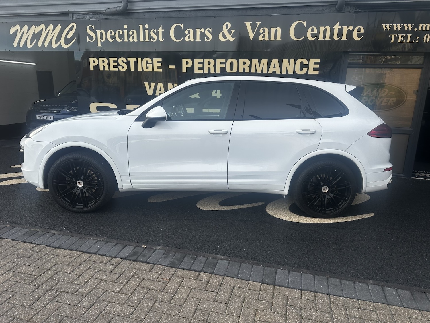 Used Porsche Cayenne 2015 for sale - 76402198: Photo 5