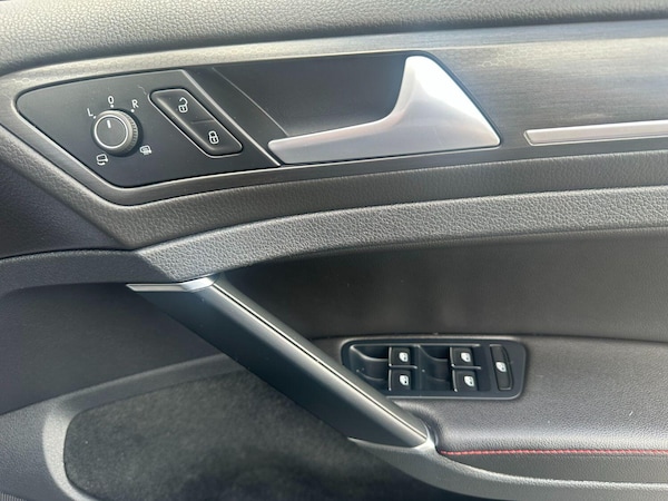 Used Volkswagen Golf 2017 for sale - 74872038: Photo 16