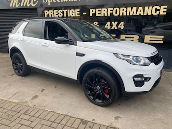 Used Land Rover Discovery Sport 2015 for sale - 76082643: Photo