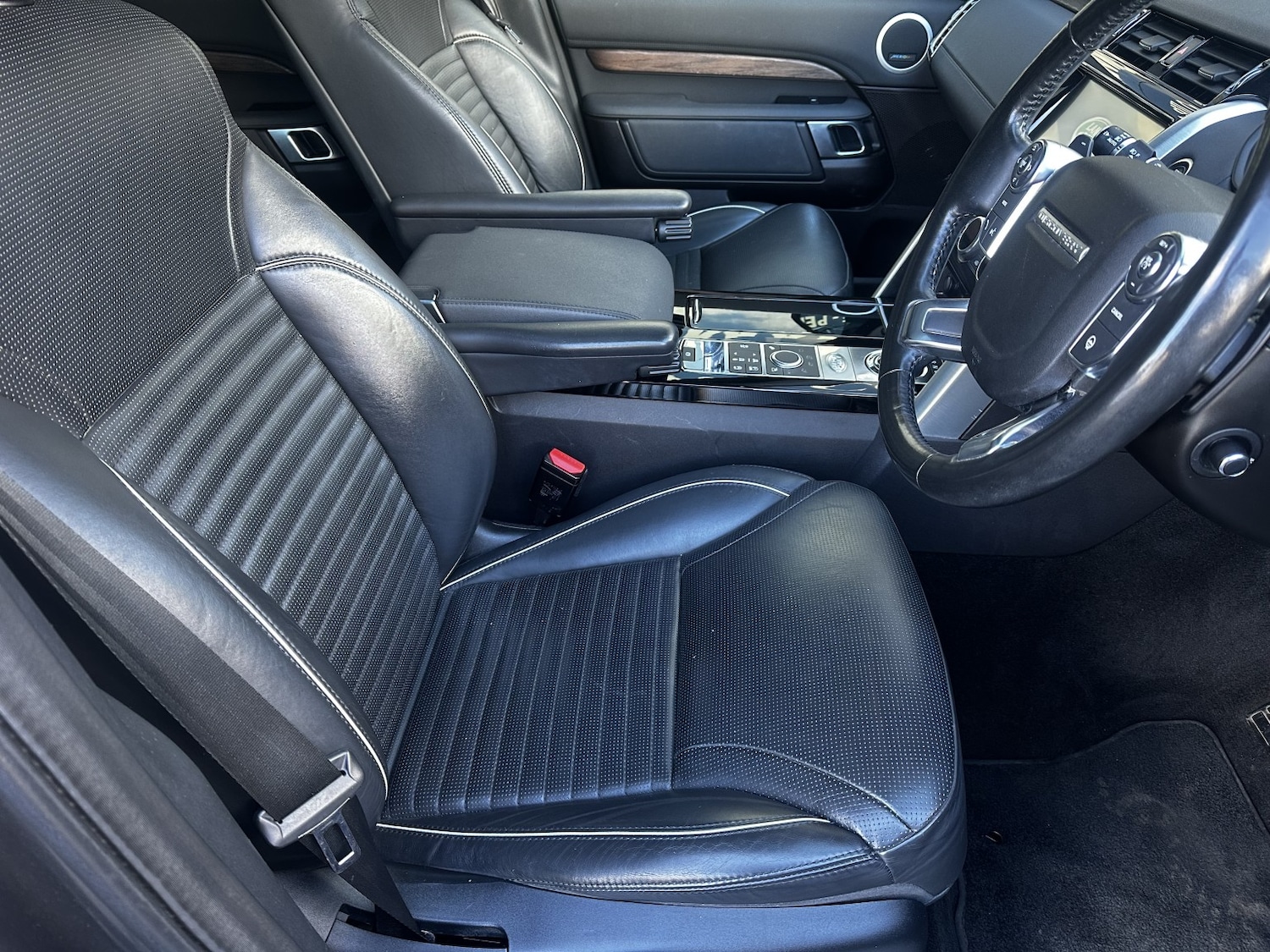 Used Land Rover Discovery 2018 for sale - 76431045: Photo 5