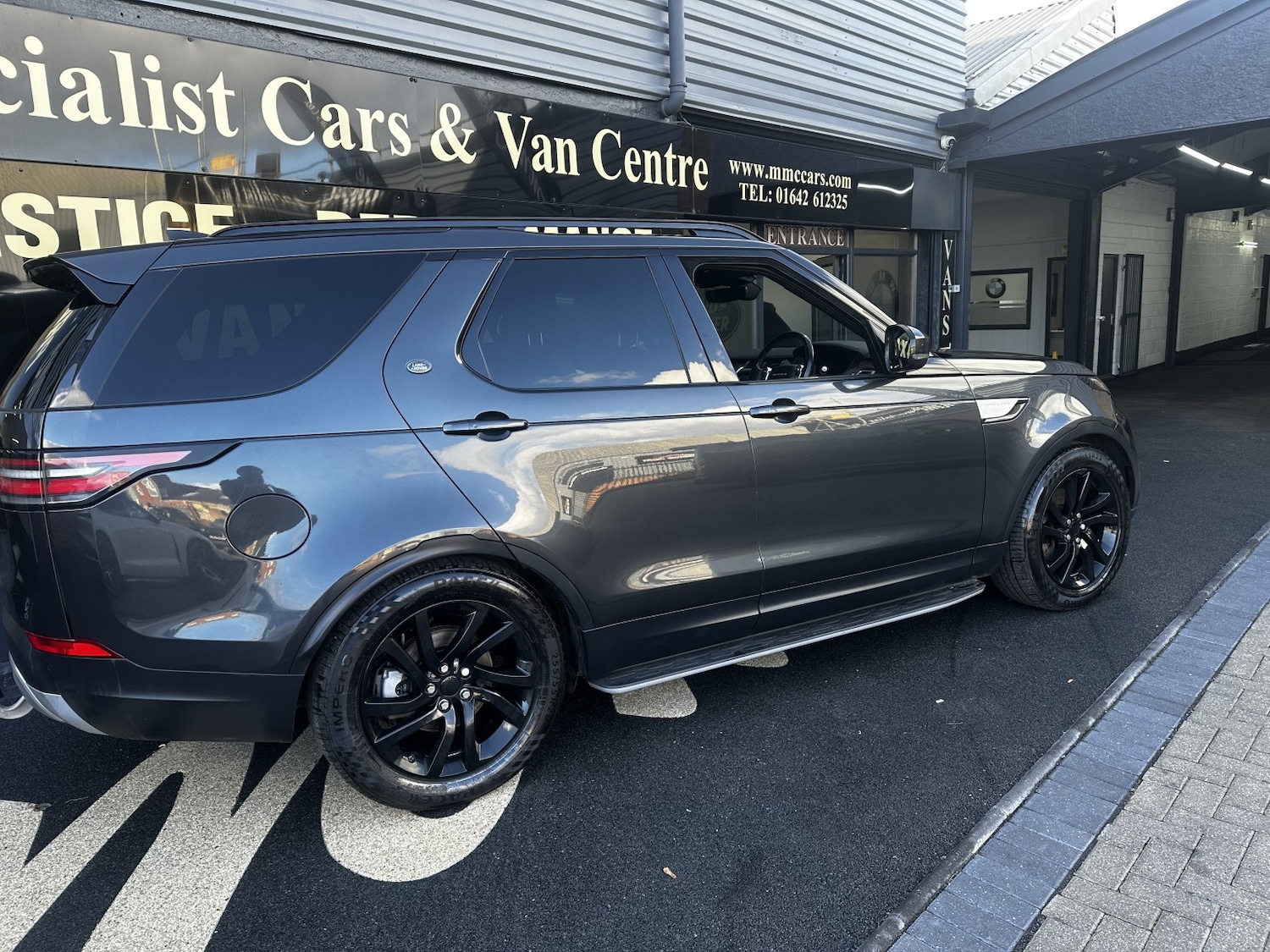 Used Land Rover Discovery 2018 for sale - 76431045: Photo 6
