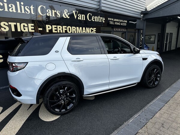 Used Land Rover Discovery Sport 2017 for sale - 76225231: Photo 6