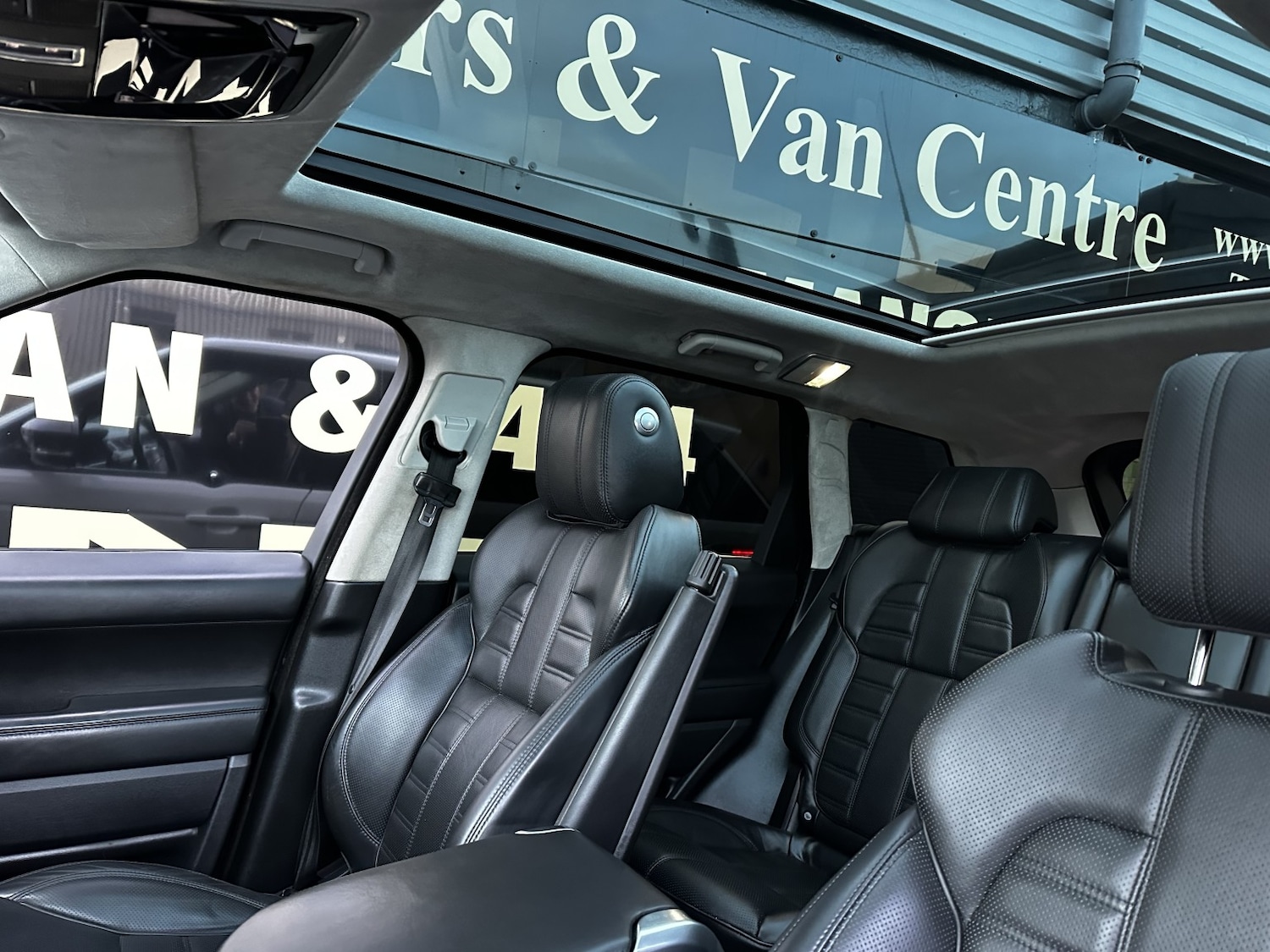 Used Land Rover Range Rover Sport 2015 for sale - 76666115: Photo 16