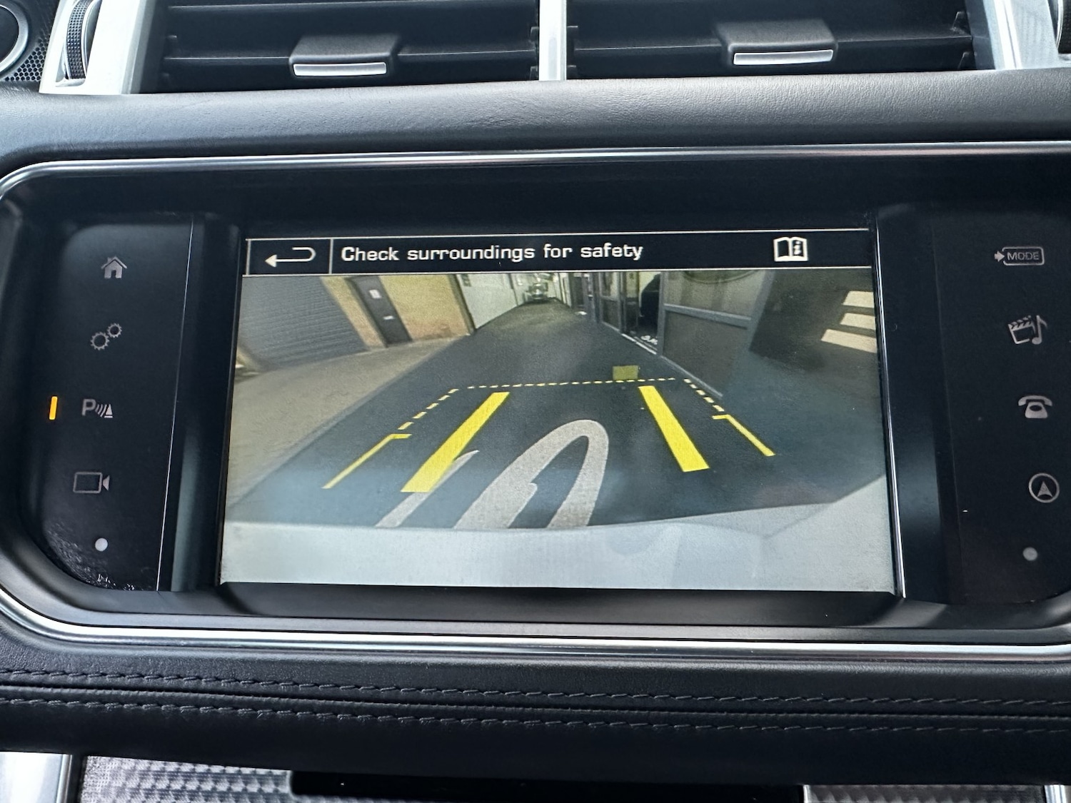 Used Land Rover Range Rover Sport 2015 for sale - 76666115: Photo 18