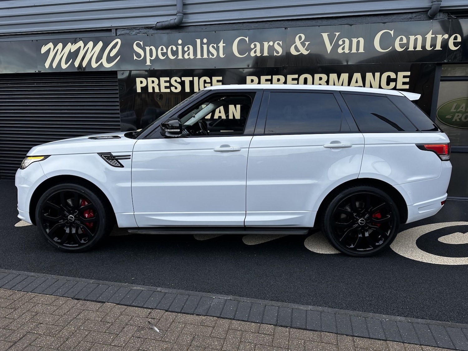 Used Land Rover Range Rover Sport 2015 for sale - 76666115: Photo 2