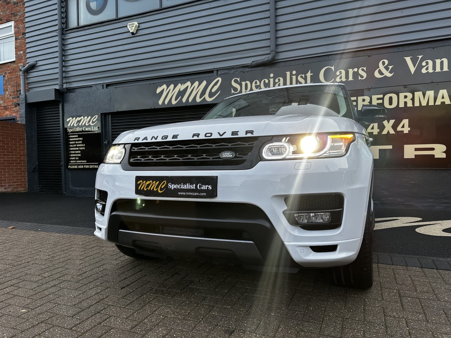 Used Land Rover Range Rover Sport 2015 for sale - 76666115: Photo 43