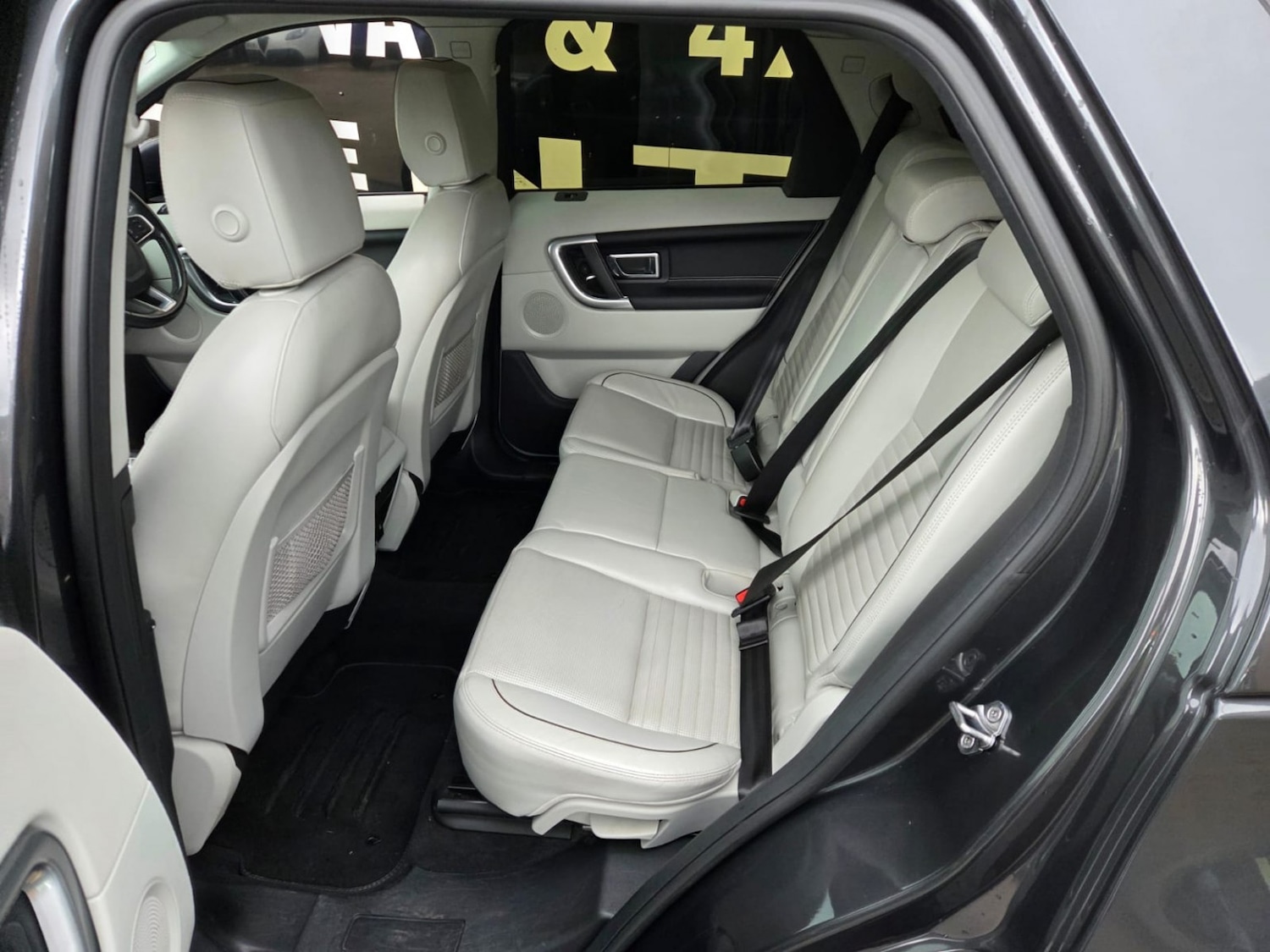 Used Land Rover Discovery Sport 2017 for sale - 77622417: Photo 5