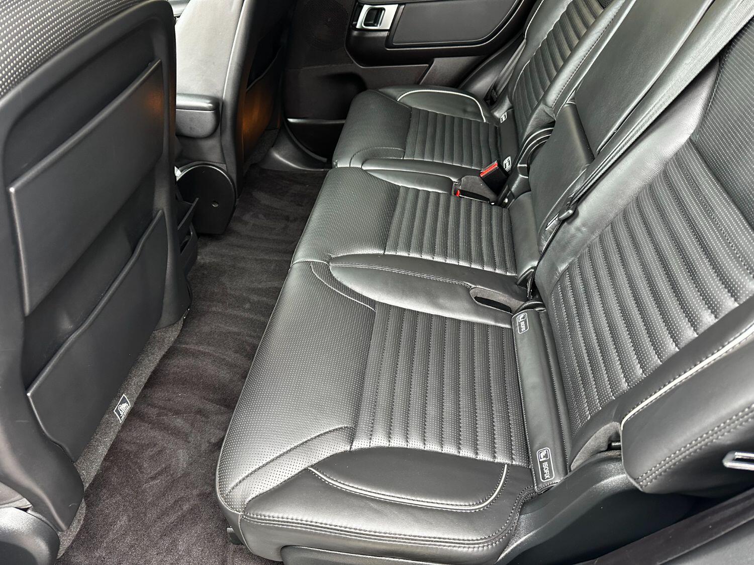 Used Land Rover Discovery 2018 for sale - 76120371: Photo 31