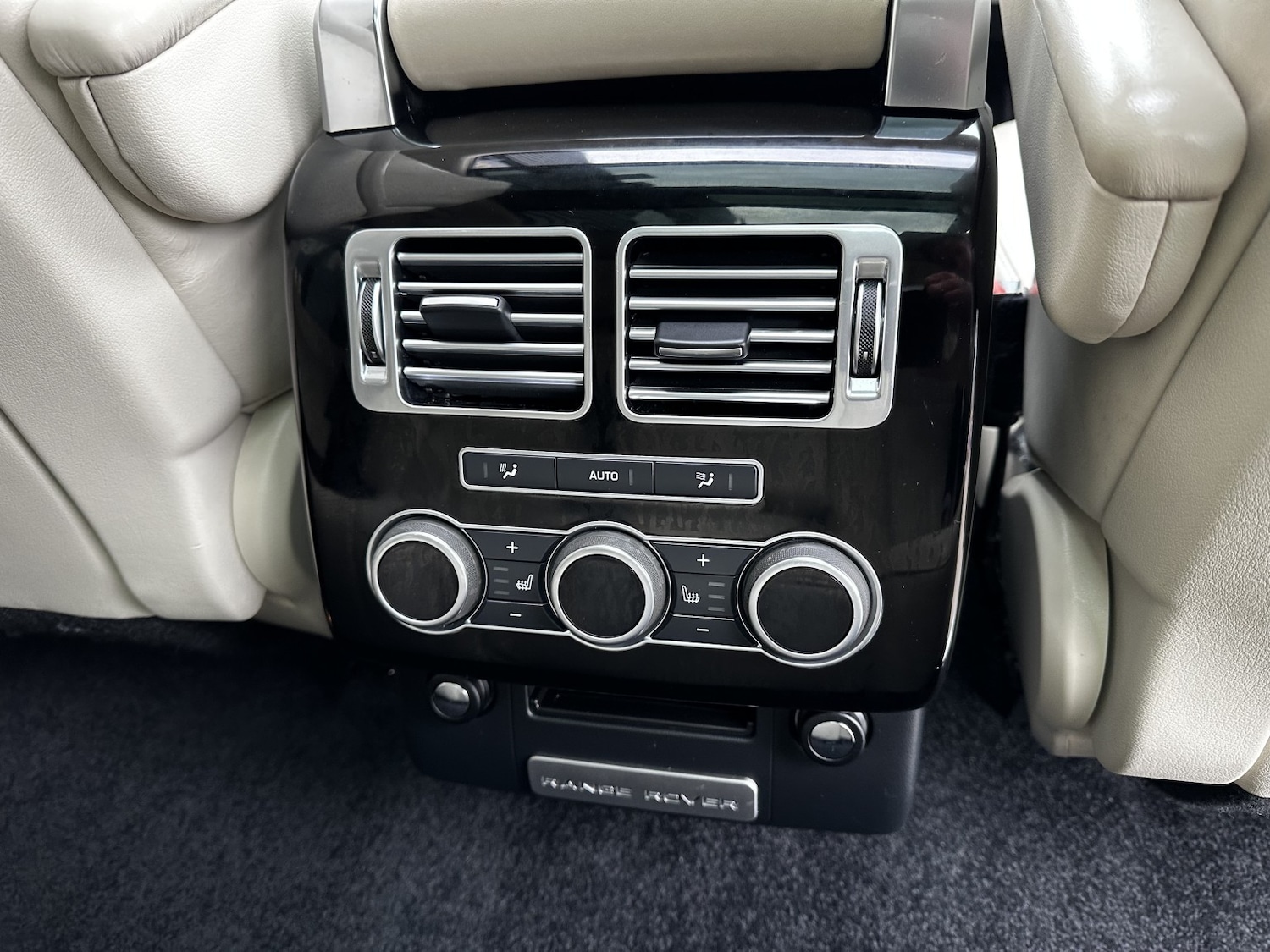 Used Land Rover Range Rover 2015 for sale - 77470237: Photo 18