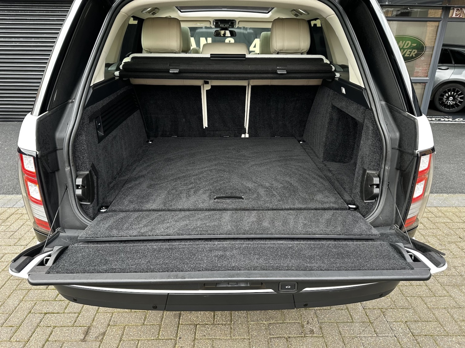 Used Land Rover Range Rover 2015 for sale - 77470237: Photo 38