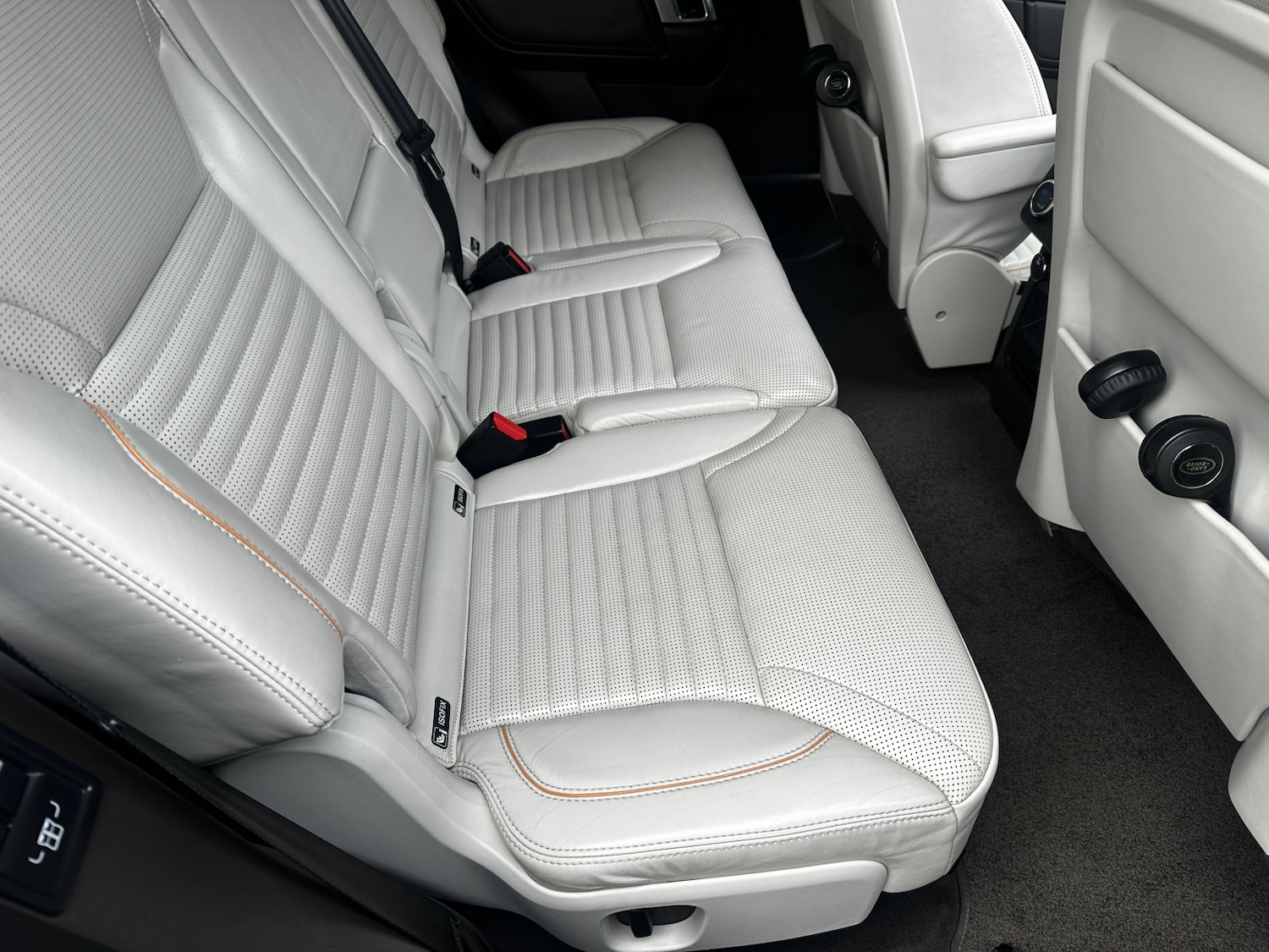 Used Land Rover Discovery 2016 for sale - 76924305: Photo 35