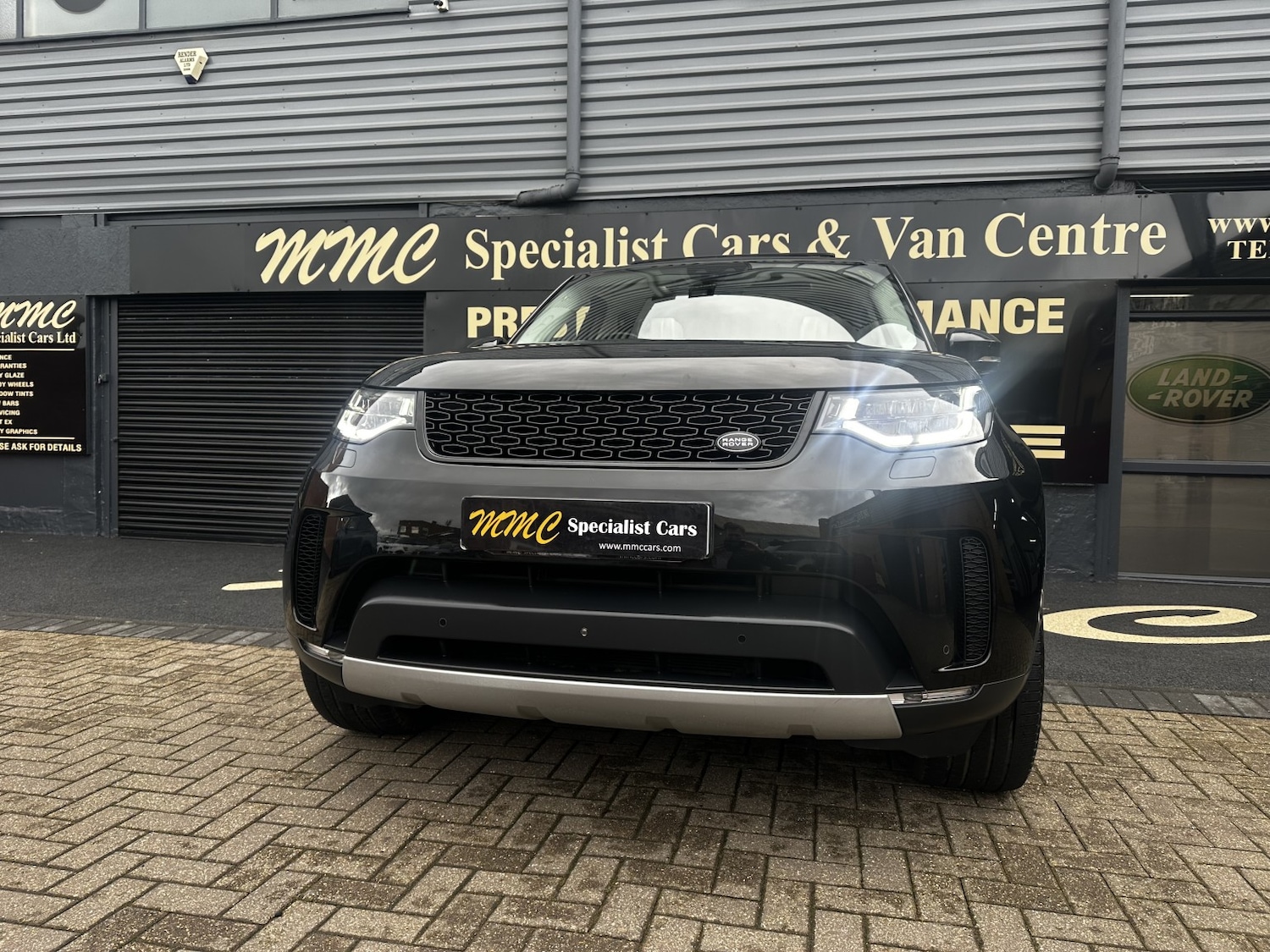 Used Land Rover Discovery 2016 for sale - 76924305: Photo 38