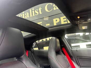 Used Mercedes-Benz GLA 2015 for sale - 76093689: Photo