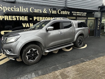 Nissan - Navara
