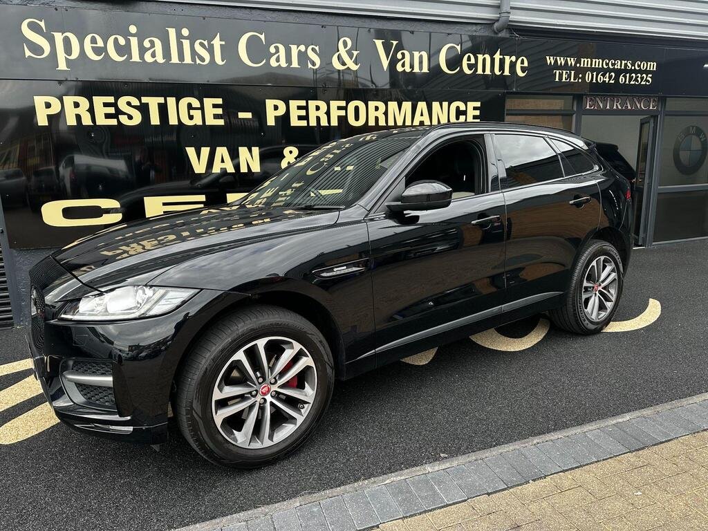 Used Jaguar F-Pace 2016 for sale - 76120179: Photo 2