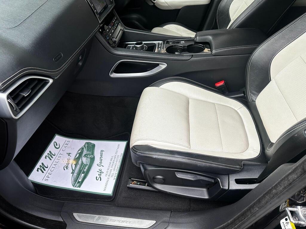 Used Jaguar F-Pace 2016 for sale - 76120179: Photo 26