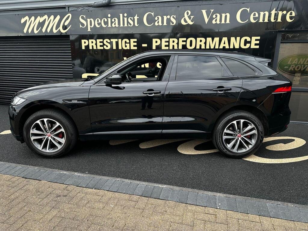 Used Jaguar F-Pace 2016 for sale - 76120179: Photo 5