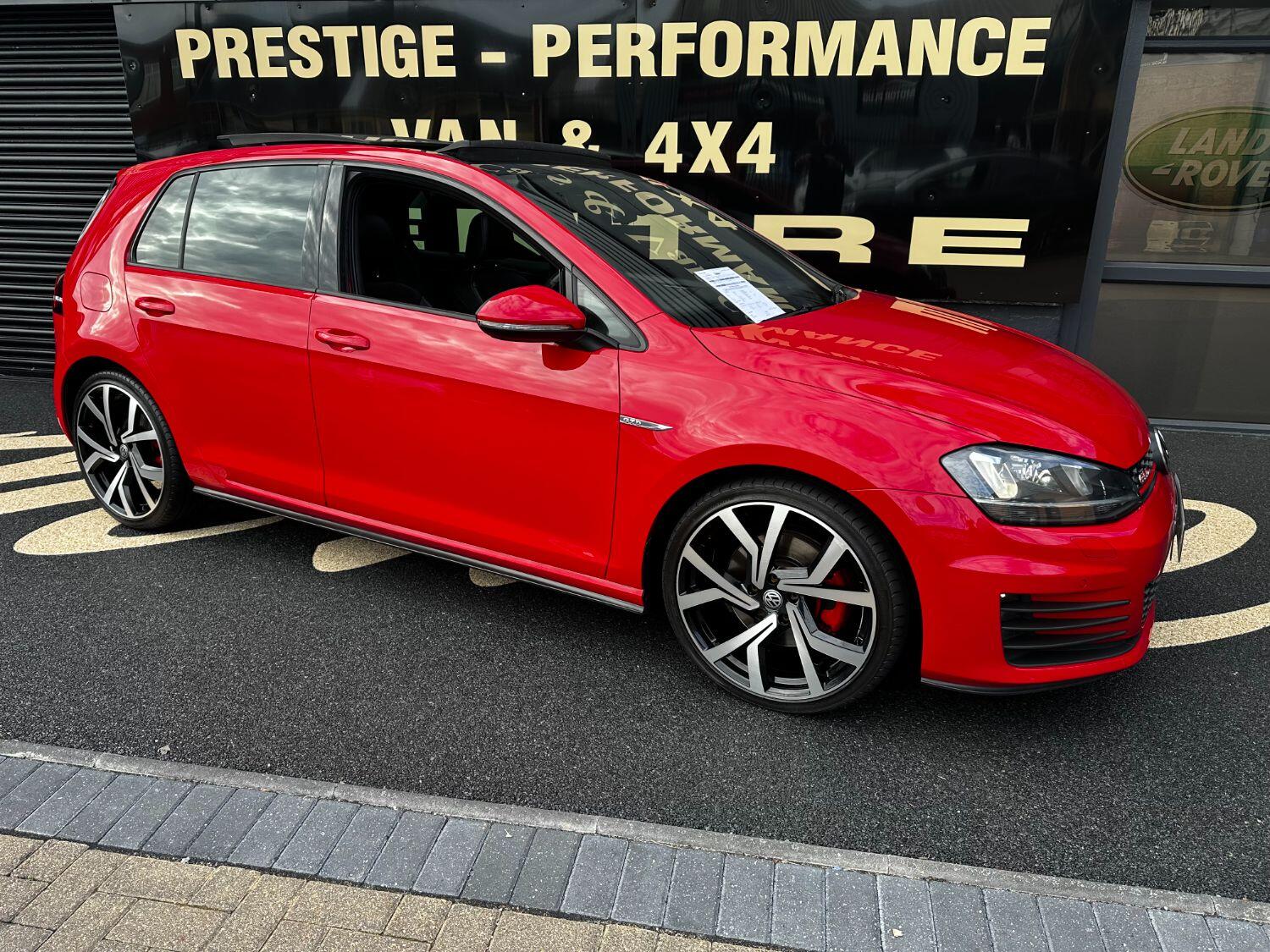 Used Volkswagen Golf 2015 for sale - 76497497: Photo 1