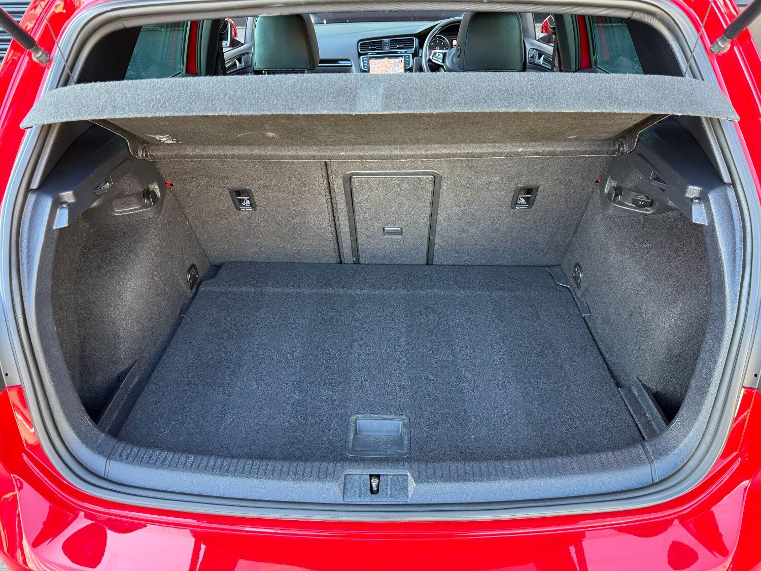 Used Volkswagen Golf 2015 for sale - 76497497: Photo 27