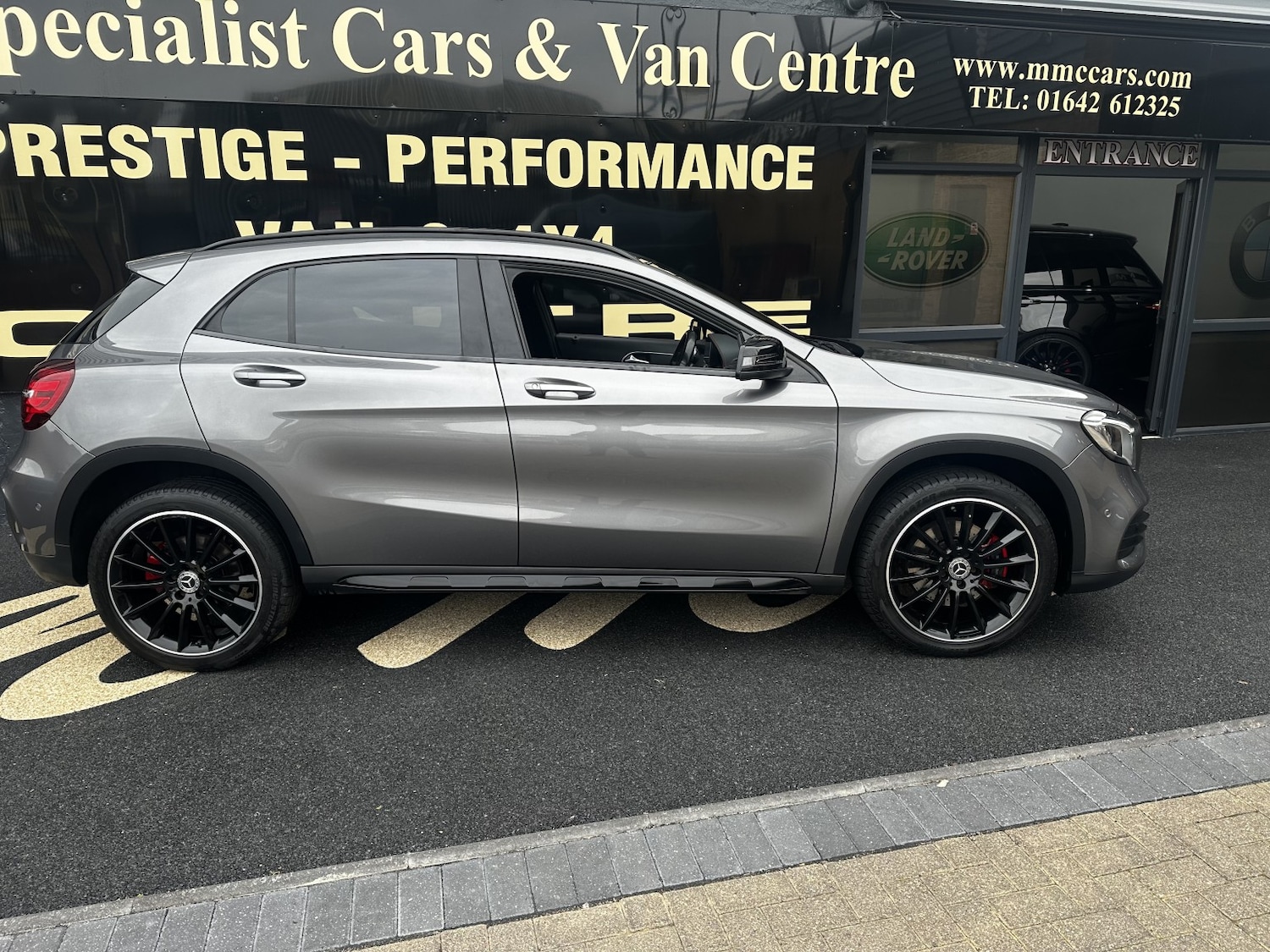 Used Mercedes-Benz GLA 2017 for sale - 76687112: Photo 3