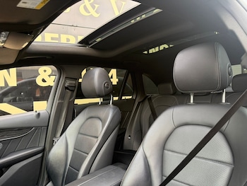 Used Mercedes-Benz GLC 2017 for sale - 77906649: Photo