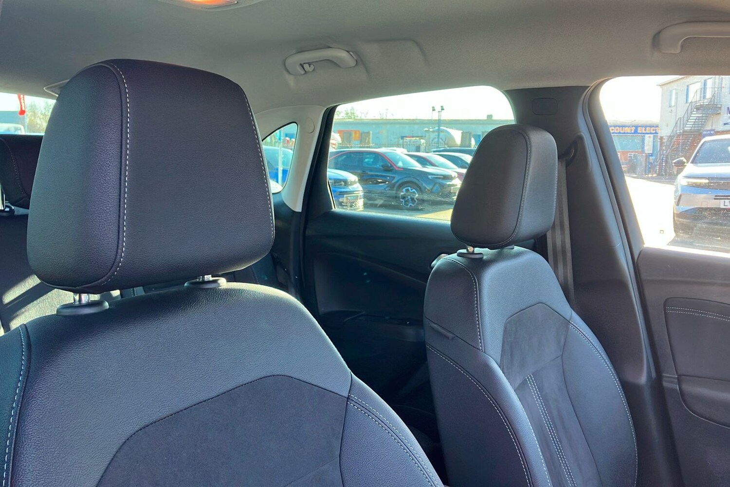 Used Vauxhall Crossland 2024 for sale - 76638514: Photo 30