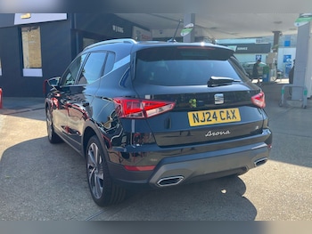 Used SEAT Arona 2024 for sale - 79204224: Photo