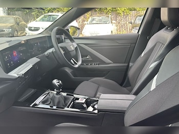Used Vauxhall Astra 2025 for sale - 79323729: Photo