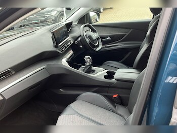 Used Peugeot 3008 2023 for sale - 77792703: Photo