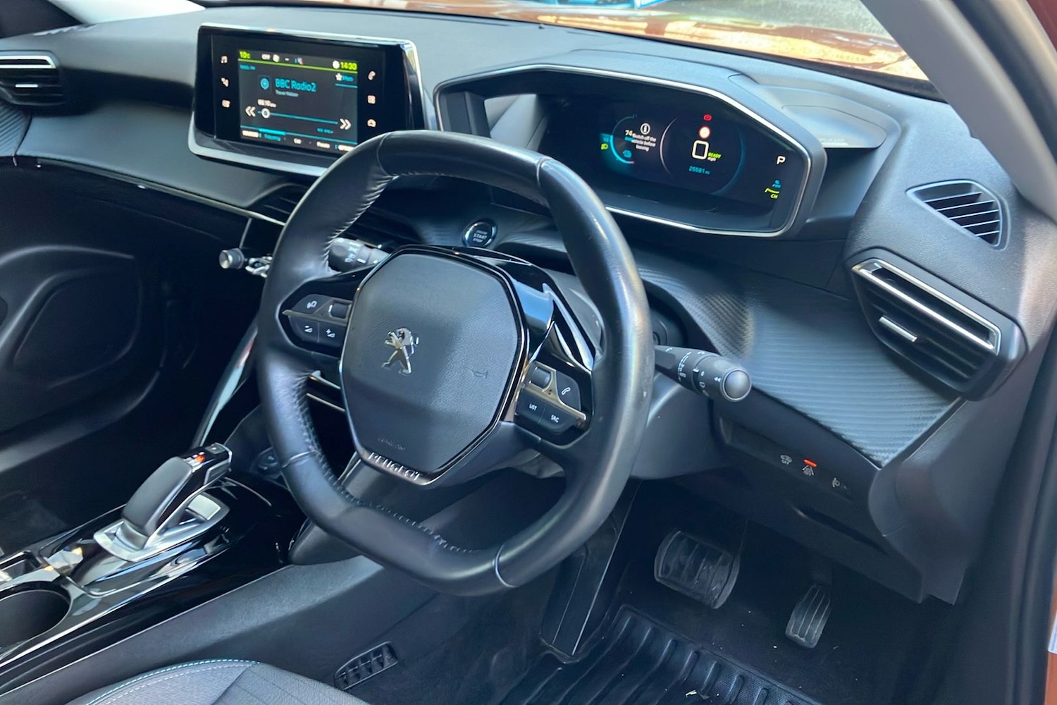 Used Peugeot E-2008 2022 for sale - 78045396: Photo 13