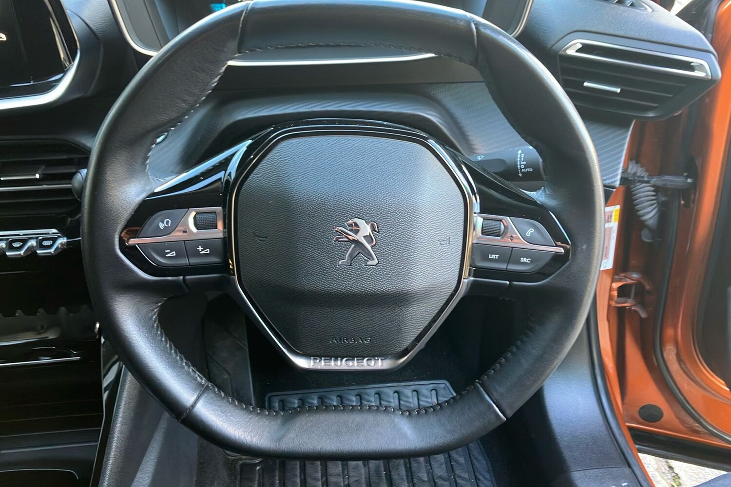 Used Peugeot E-2008 2022 for sale - 78045396: Photo 37