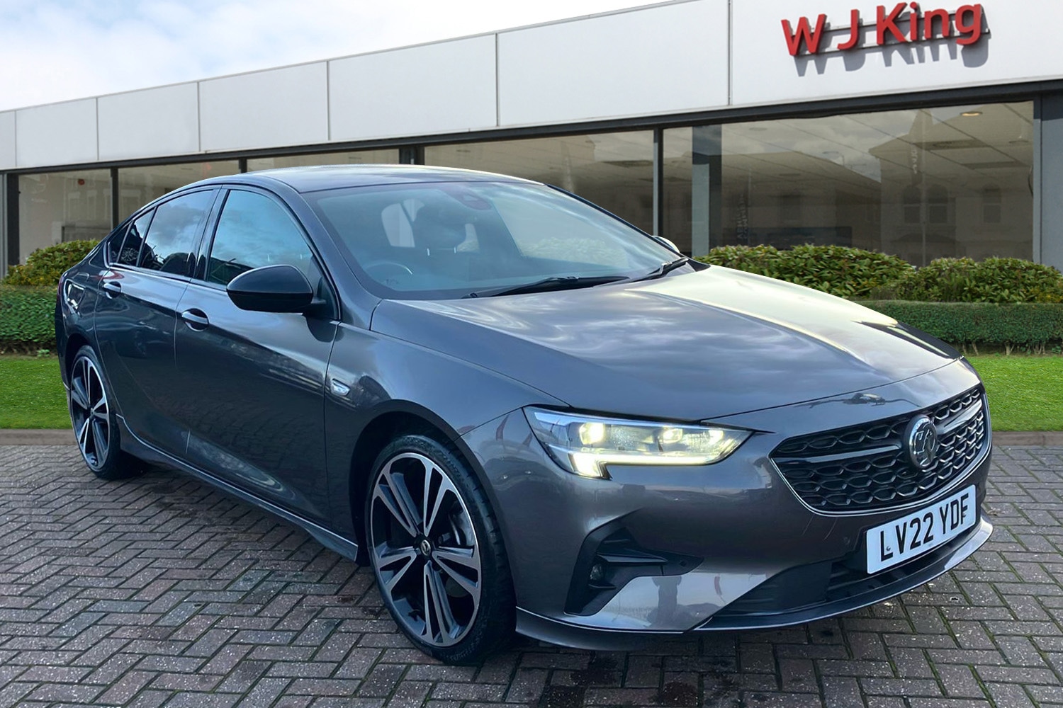 Used Vauxhall Insignia 2022 for sale - 76831300: Photo 1