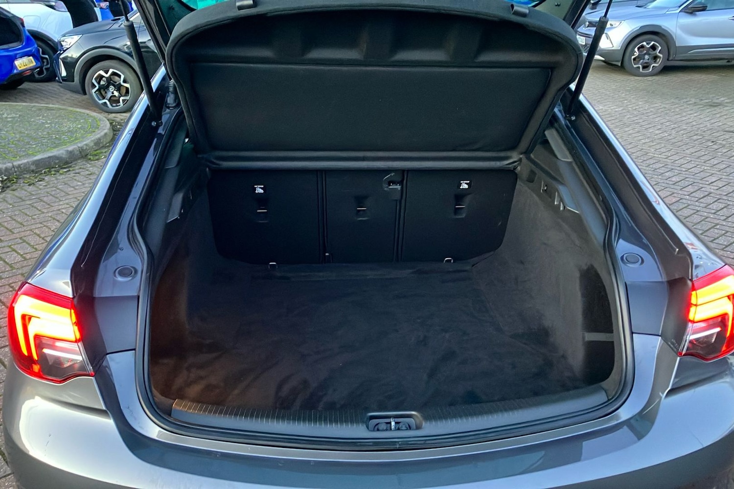 Used Vauxhall Insignia 2022 for sale - 76831300: Photo 35