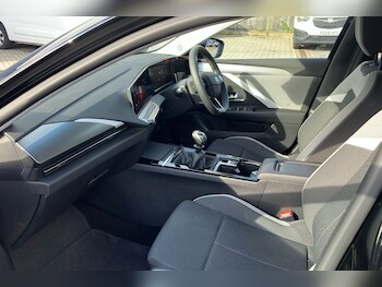 Used Vauxhall Astra 2022 for sale - 75944077: Photo