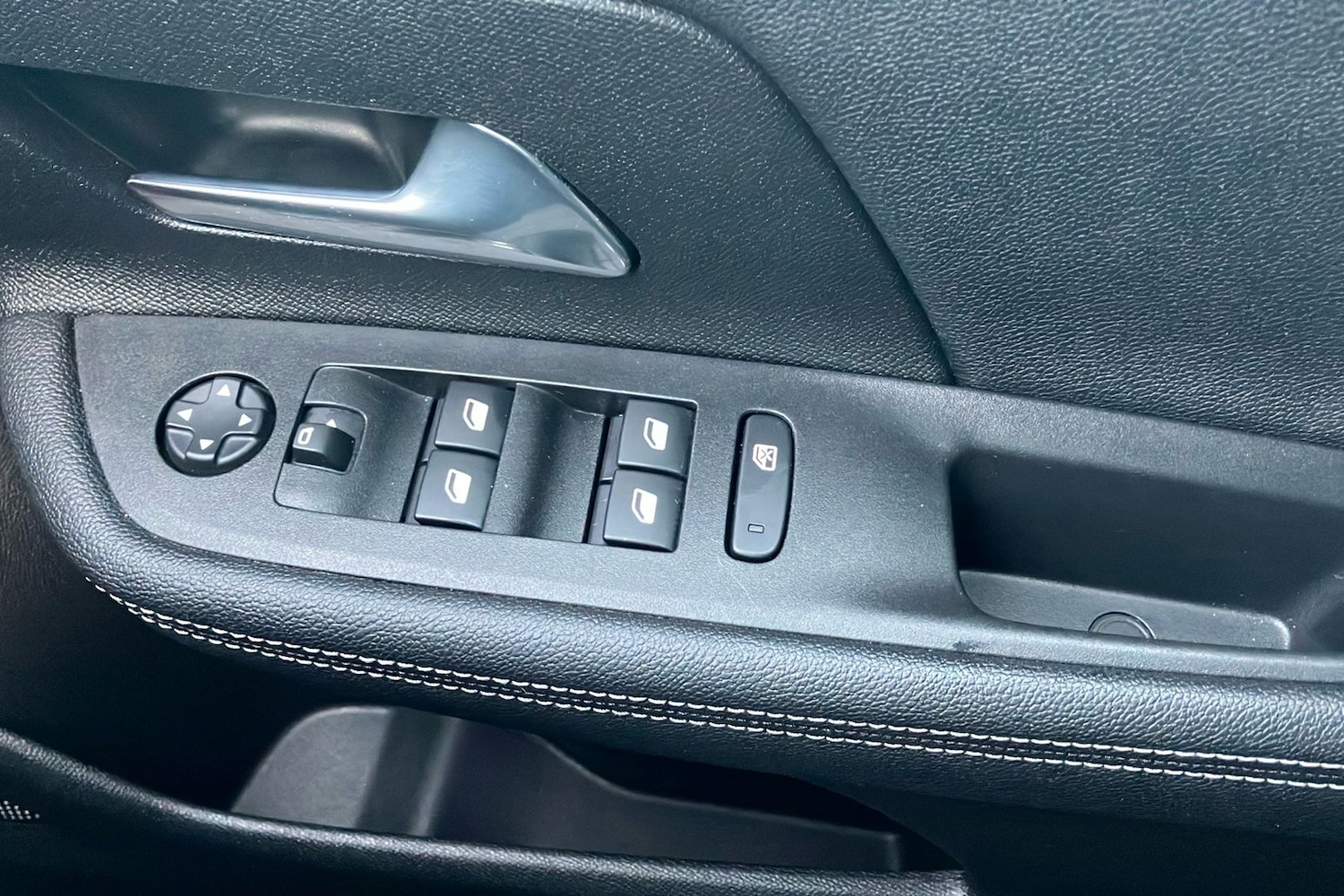 Used Vauxhall Mokka 2024 for sale - 77617652: Photo 18