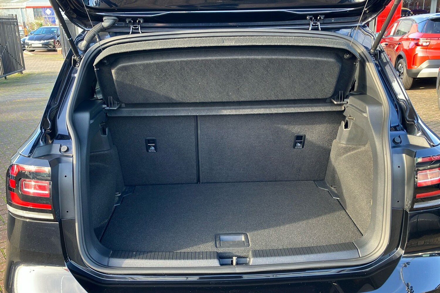 Used Volkswagen T-Cross 2023 for sale - 76554827: Photo 35