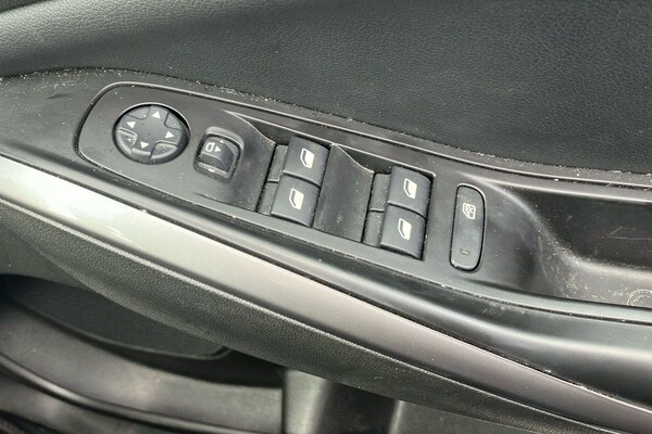 Used Vauxhall Grandland 2023 for sale - 74085763: Photo 18