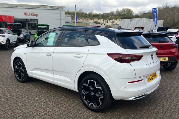 Used Vauxhall Grandland 2023 for sale - 74085763: Photo 2