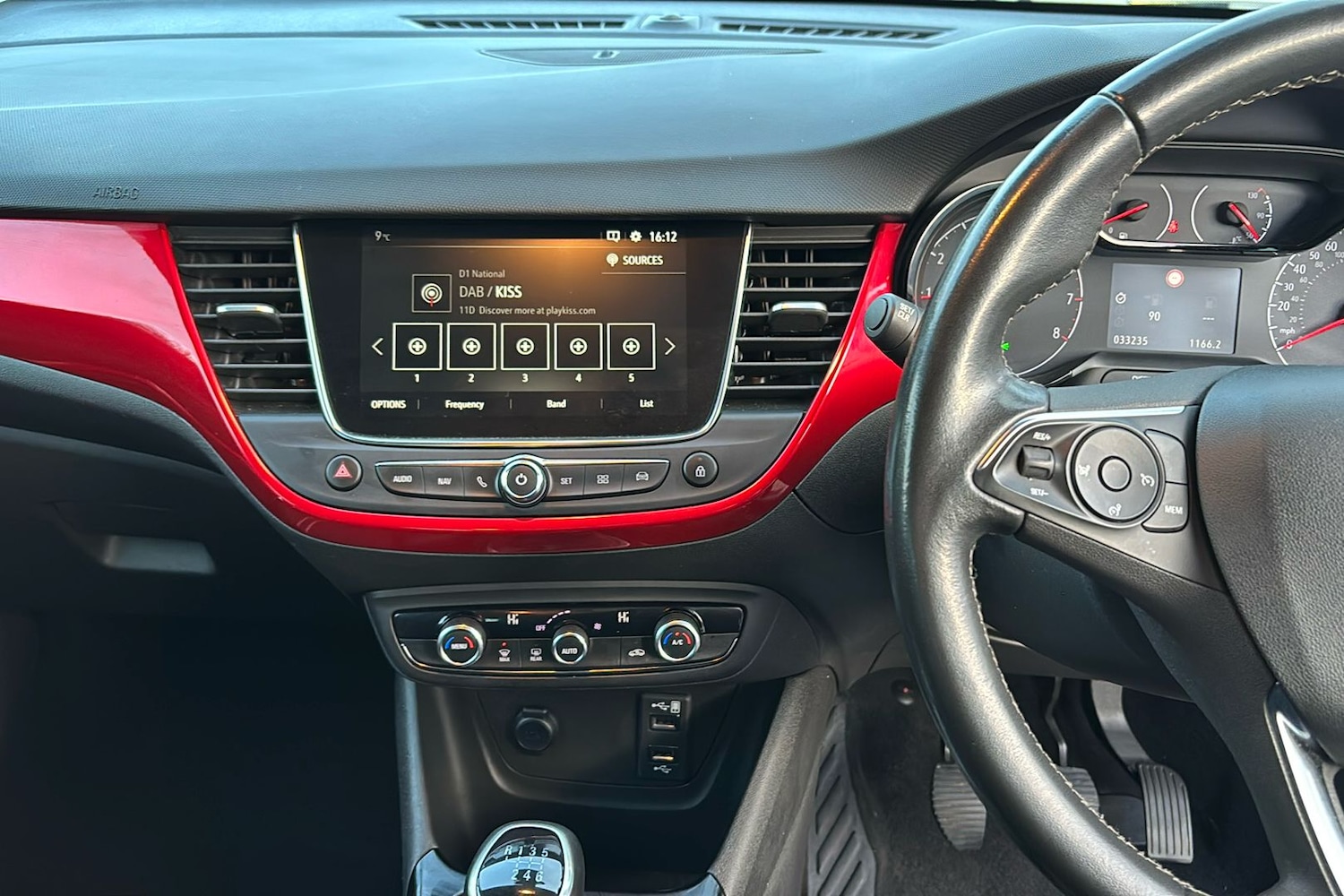 Used Vauxhall Crossland 2021 for sale - 77030575: Photo 32