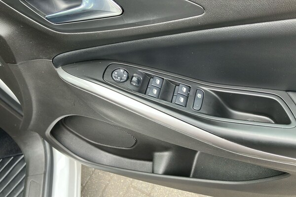 Used Vauxhall Grandland 2023 for sale - 75182940: Photo 18